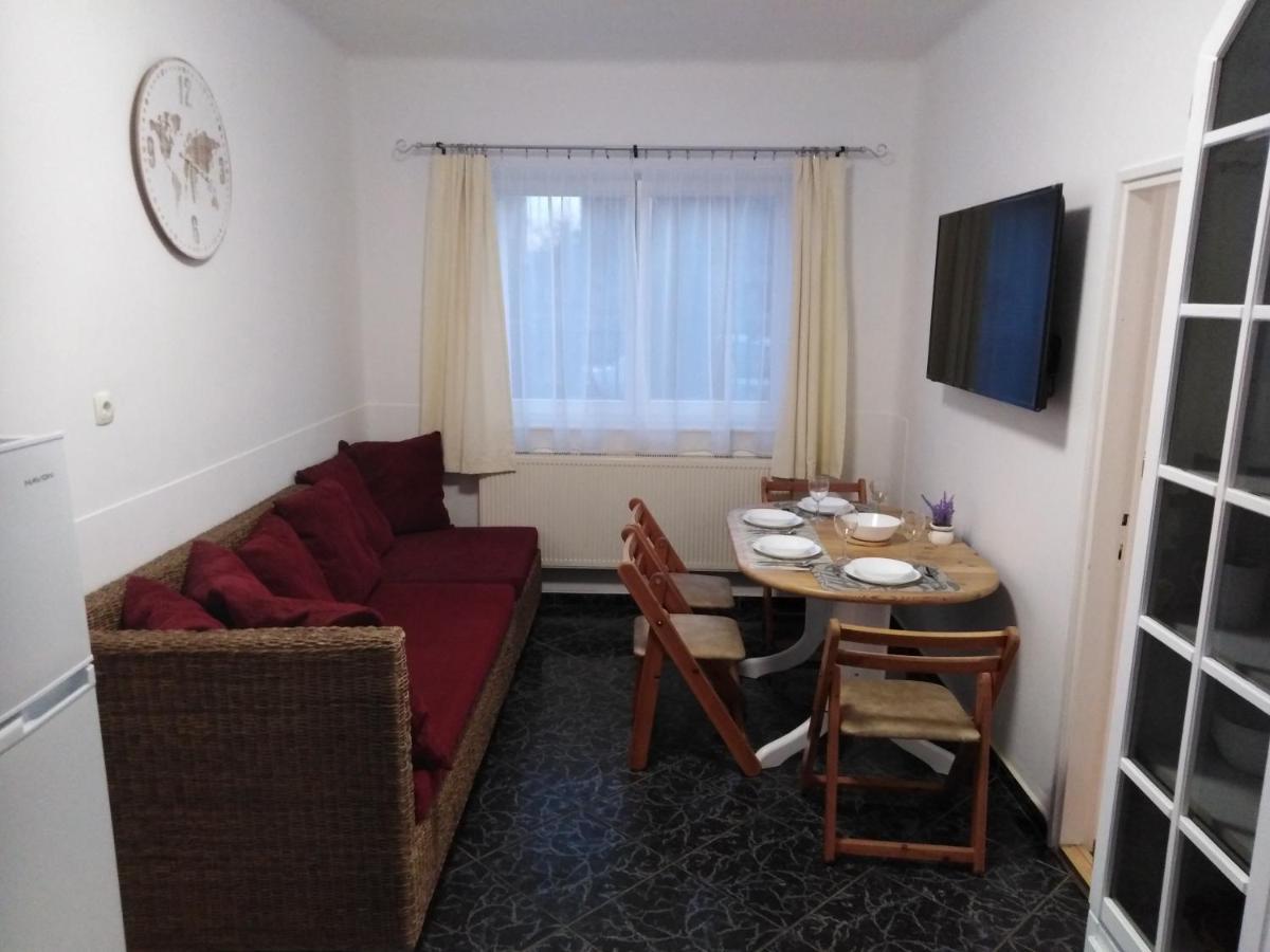 Arinza Apartman Vendeghaz Mezokovesd Exterior photo