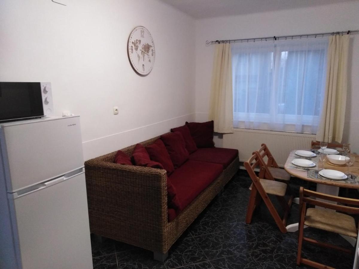 Arinza Apartman Vendeghaz Mezokovesd Exterior photo