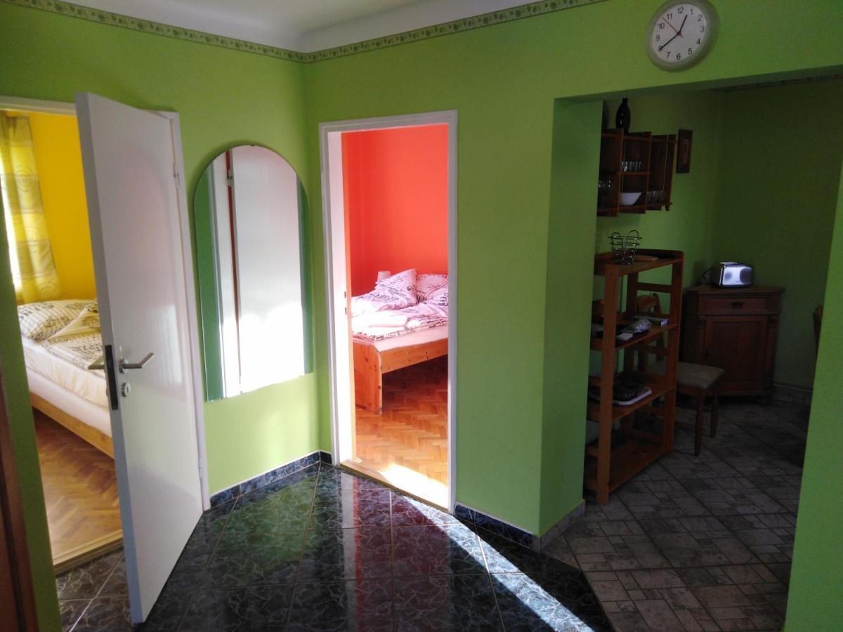 Arinza Apartman Vendeghaz Mezokovesd Exterior photo